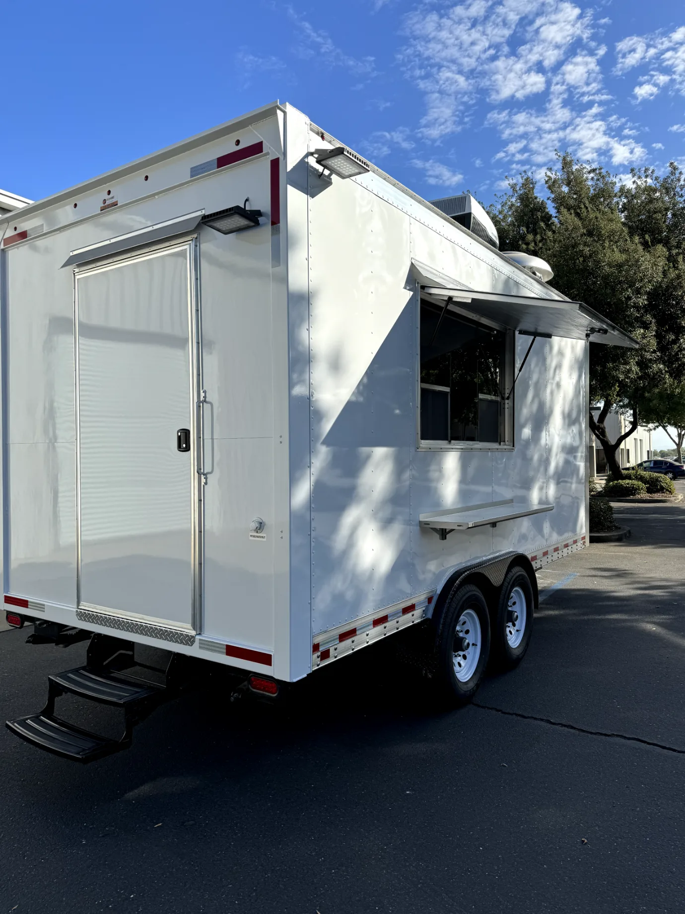 Custom food trailer built by Golden State Trailers