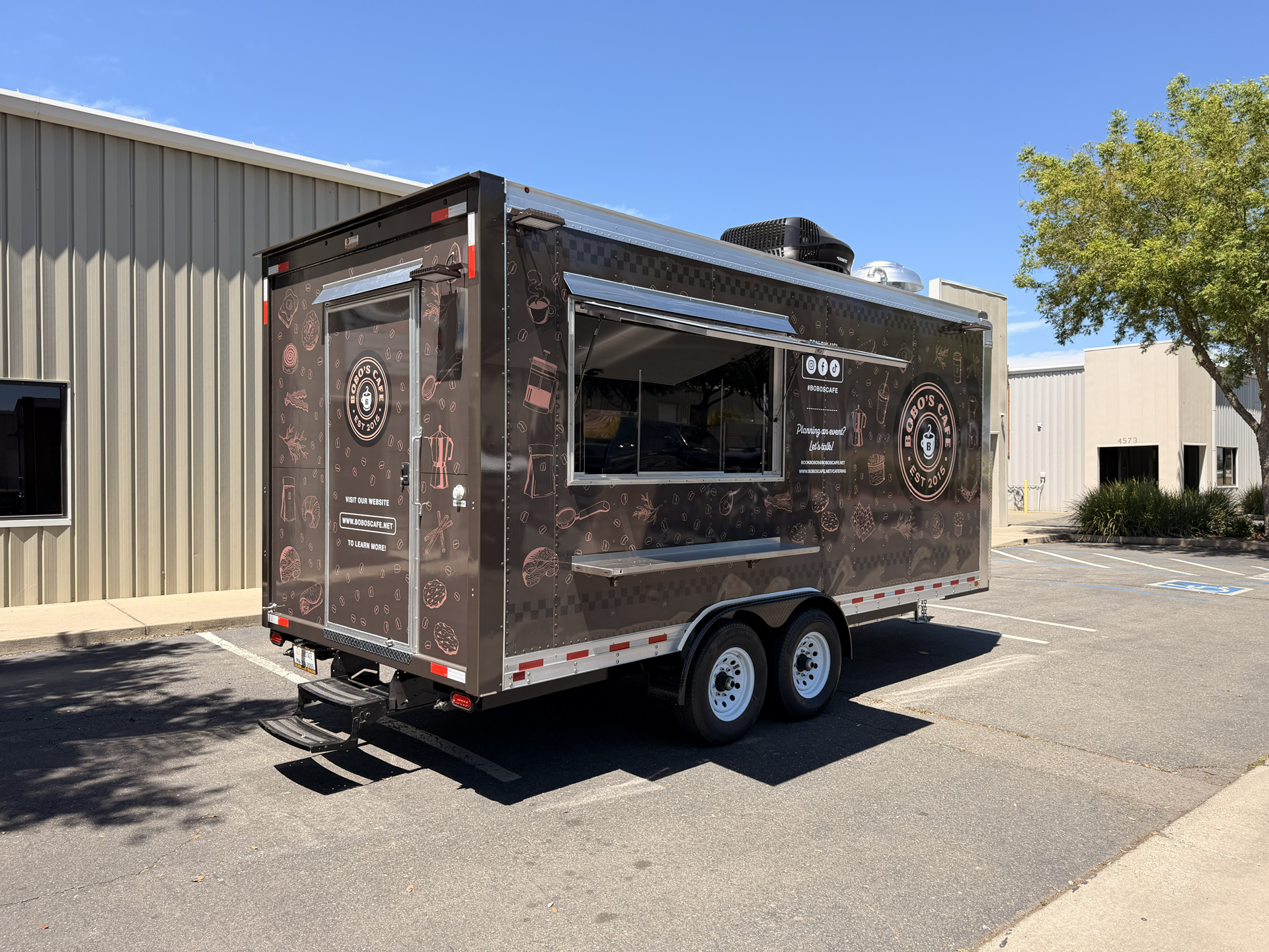 18-ft custom coffee trailer for Bobo’s Cafe in Somers, New York