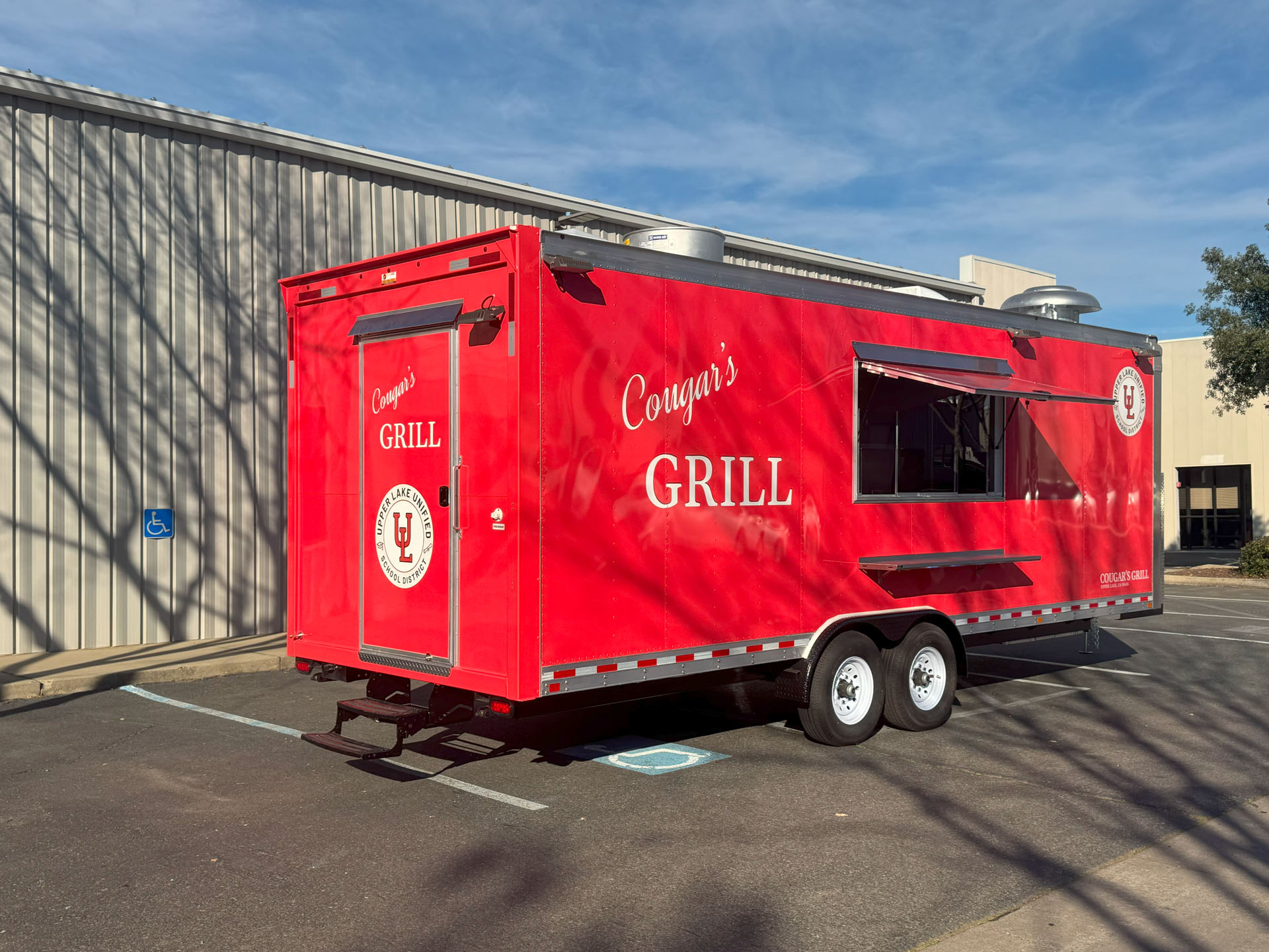 Custom food trailer built by Golden State Trailers