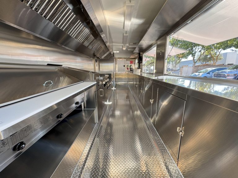 24ft Food Trailer Seafood Food Trailer for Crabs In Ur Pants - - image-133