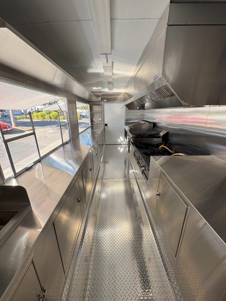 24ft Food Trailer Seafood Food Trailer for Crabs In Ur Pants - - image-138