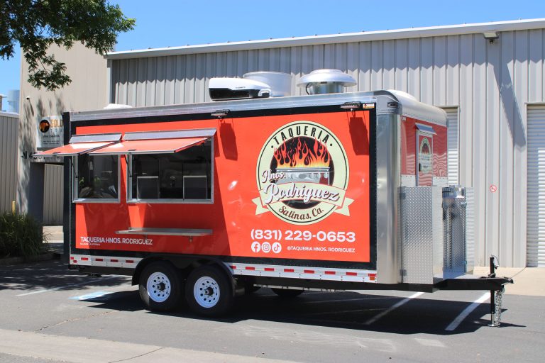 24ft Fast Food & American Classics for Cougar’s Grill - Upper Lake, California - image-190