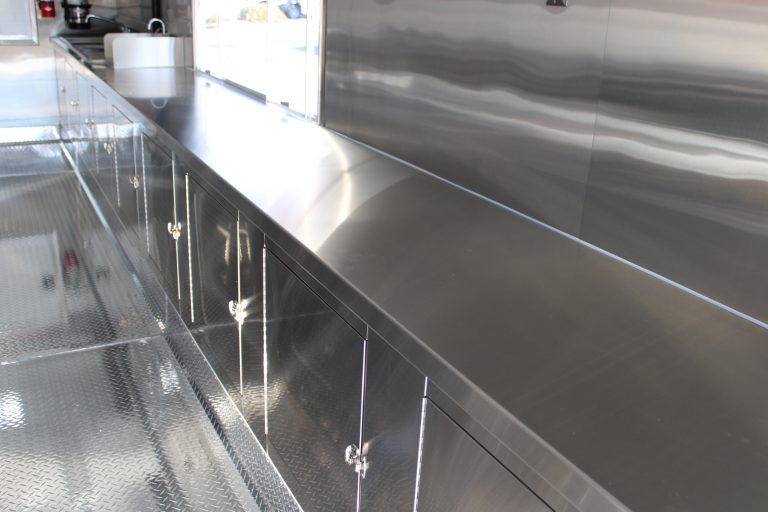 24ft Fast Food & American Classics for Cougar’s Grill - Upper Lake, California - image-136