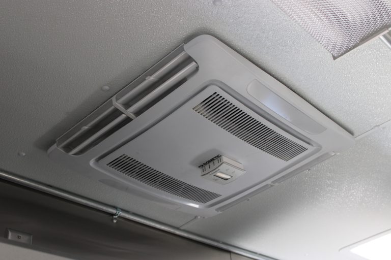 roof air conditioning system inside custom pizza food trailer