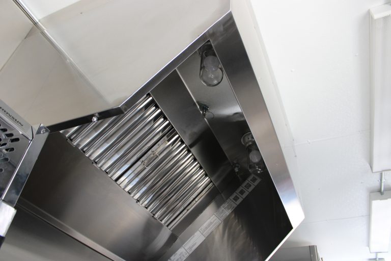 commercial hood filter system inside pizza food trailer