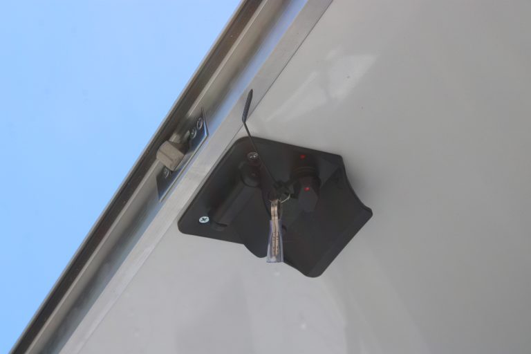 exterior mounted fixture on custom pizza food trailer