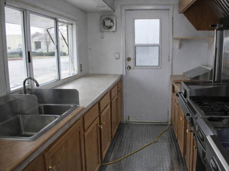 Why Choose Golden State Trailers? - image-160