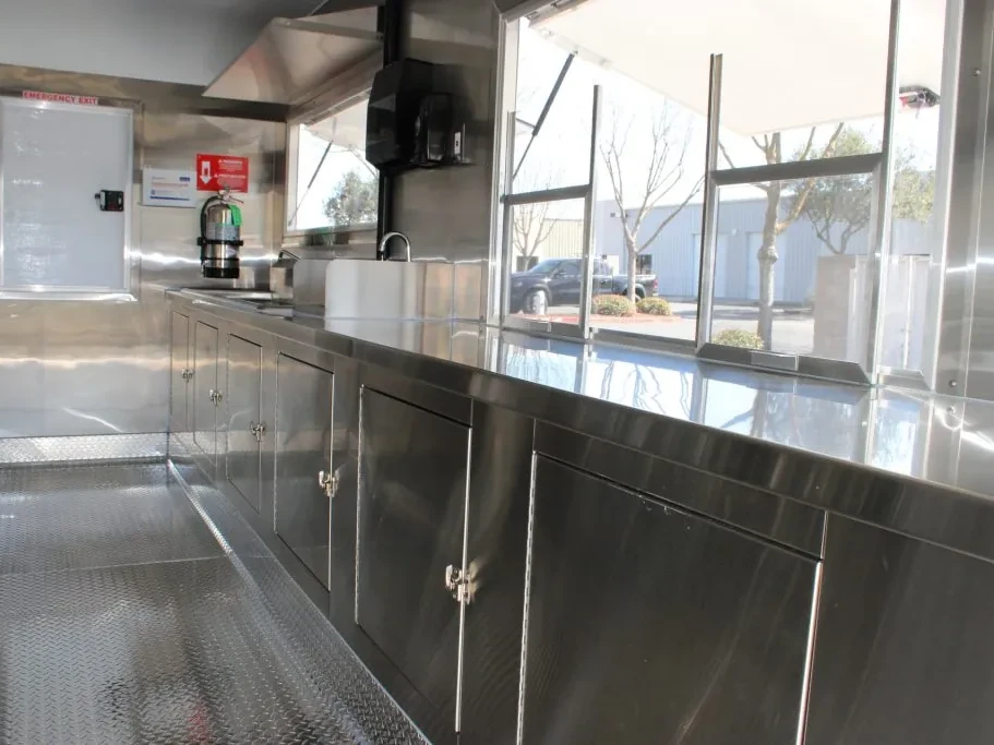 Casa Pinoy food trailer wrap, photo 12