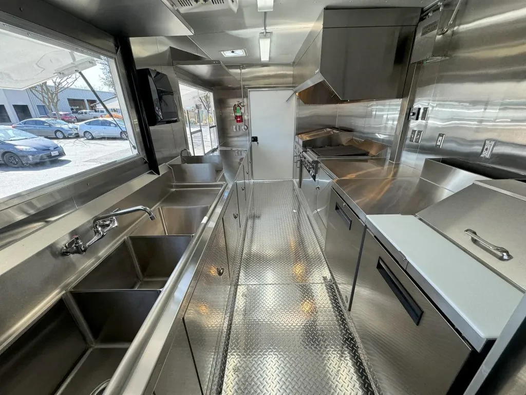 Casa Pinoy food trailer wrap, photo 17
