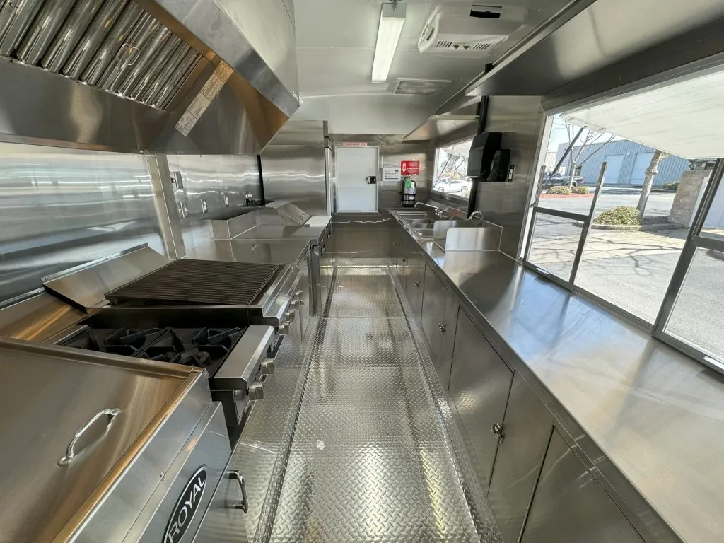 Casa Pinoy food trailer wrap, photo 18