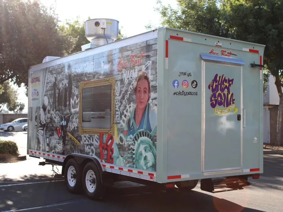 Chef Sena – East Coast Eats food trailer wrap, photo 7