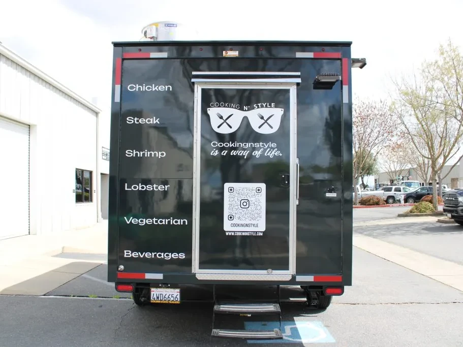 Cooking N’ Style food trailer wrap, photo 3