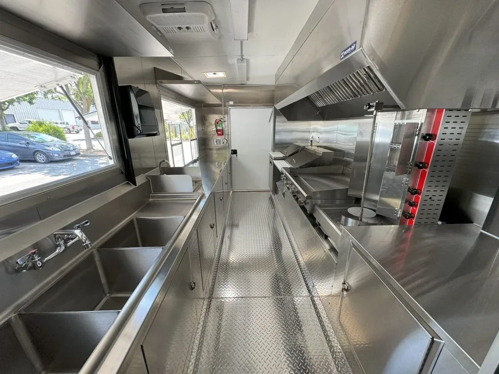 Costa’s Tacos food trailer wrap, photo 15