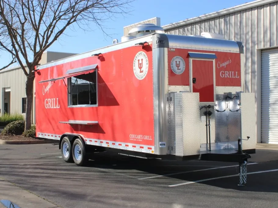 Cougar’s Grill food trailer wrap, photo 6