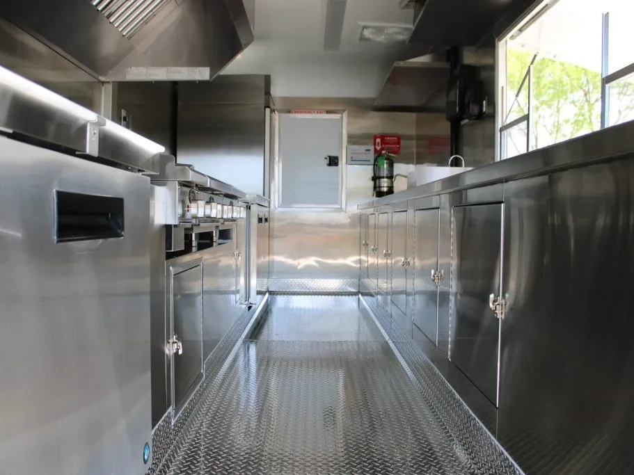 Egg Mania food trailer wrap, photo 12