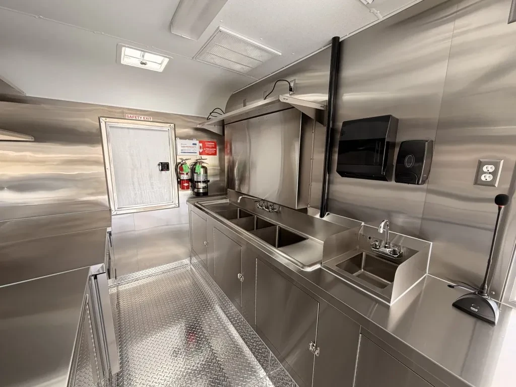 End Zone Kitchen food trailer wrap, photo 13
