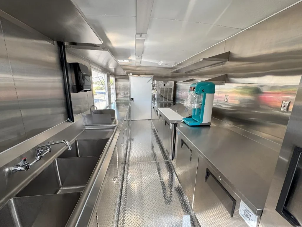 Frosty Frenzy food trailer wrap, photo 14