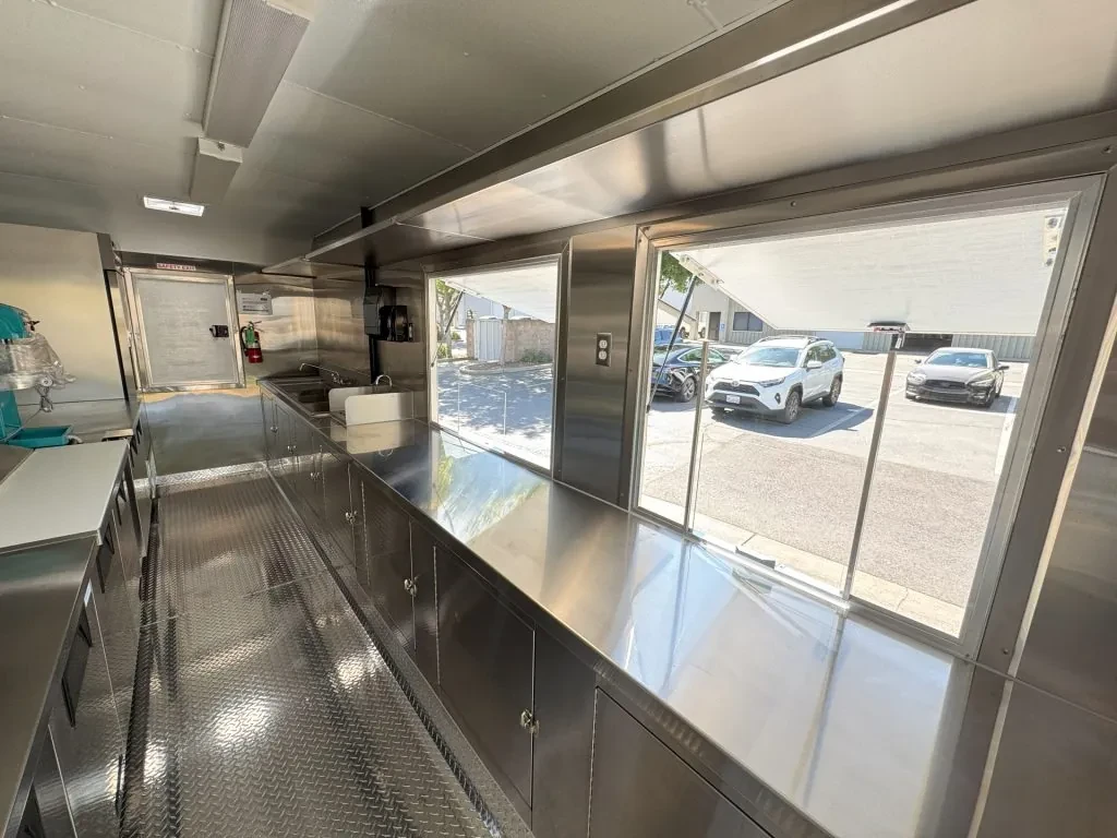 Frosty Frenzy food trailer wrap, photo 5