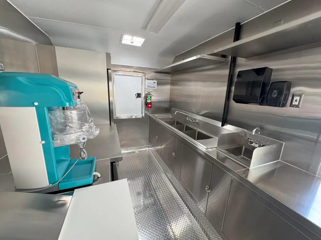 Frosty Frenzy food trailer wrap, photo 7