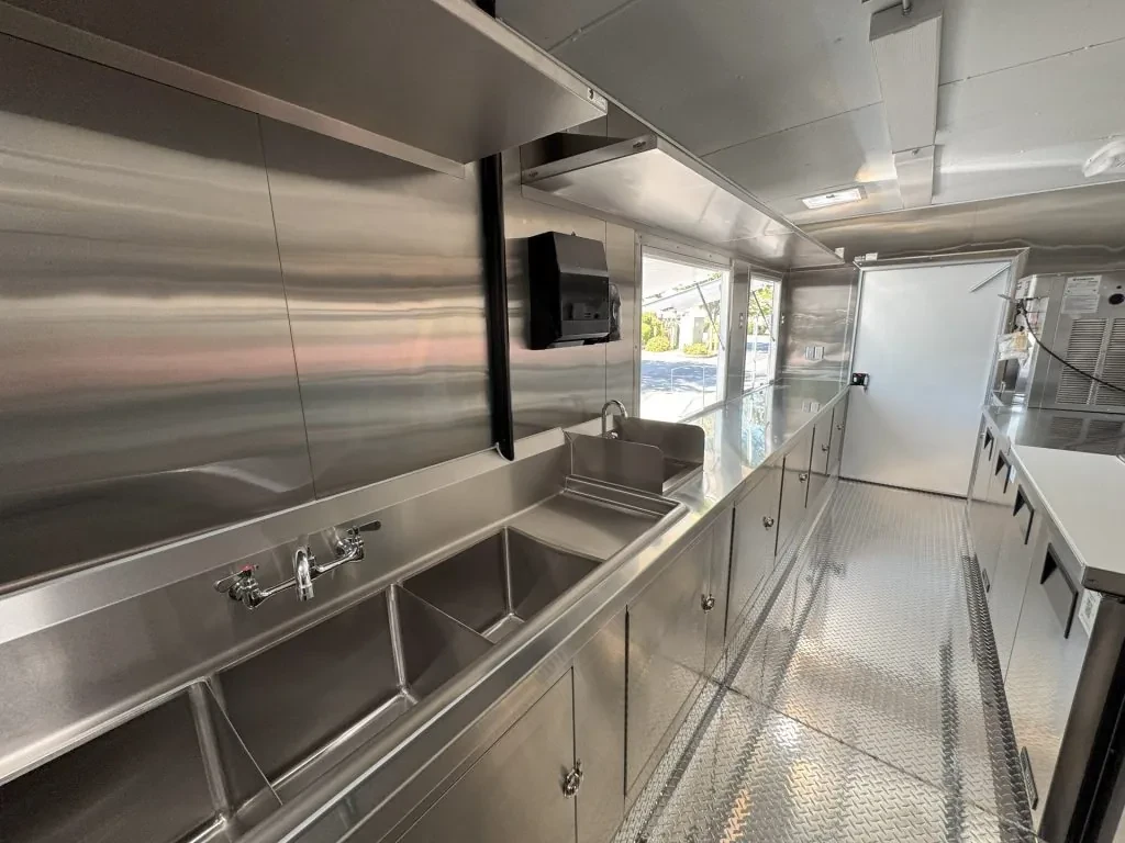 Frosty Frenzy food trailer wrap, photo 9