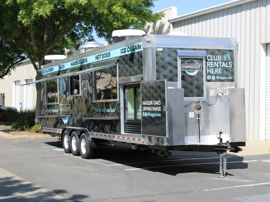 Haggin Oaks – Mack Shack food trailer wrap, photo 4