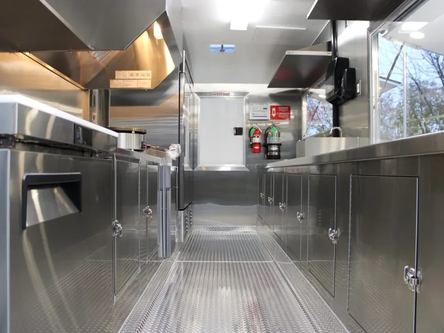 Kavka food trailer wrap, photo 11