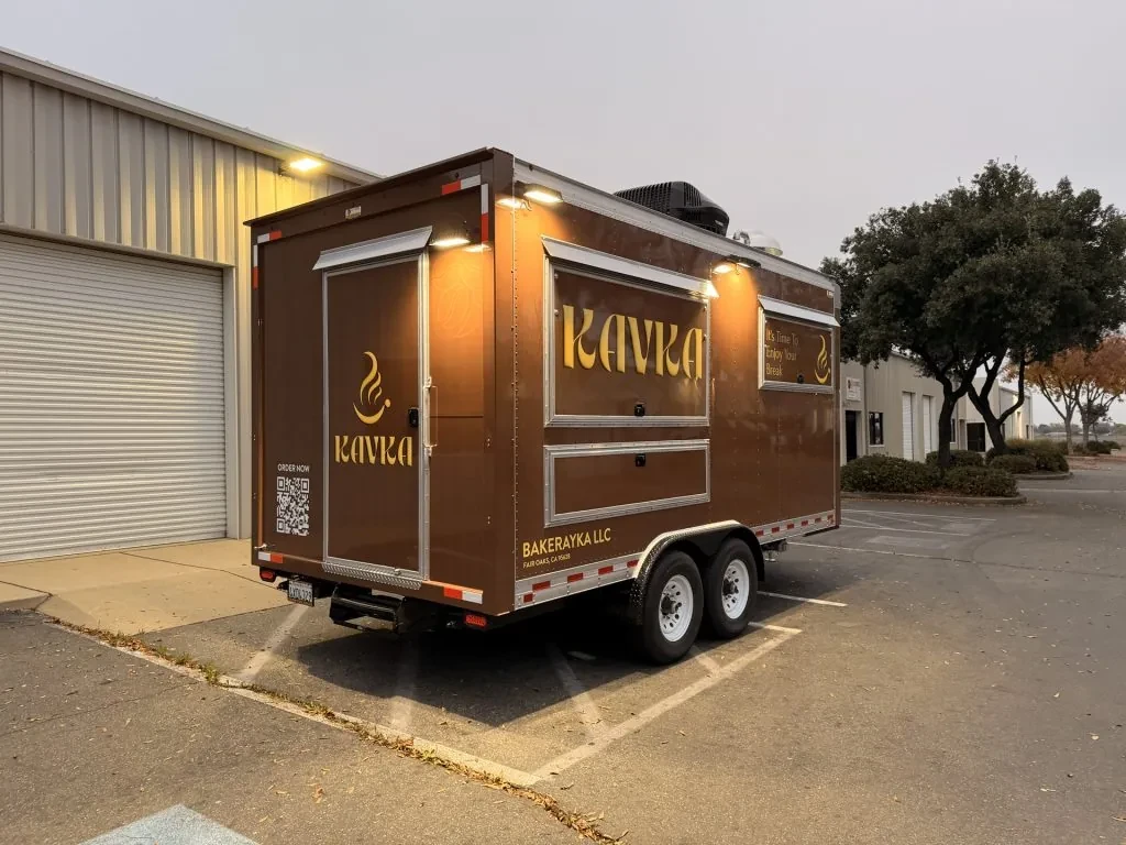 Kavka food trailer wrap, photo 12