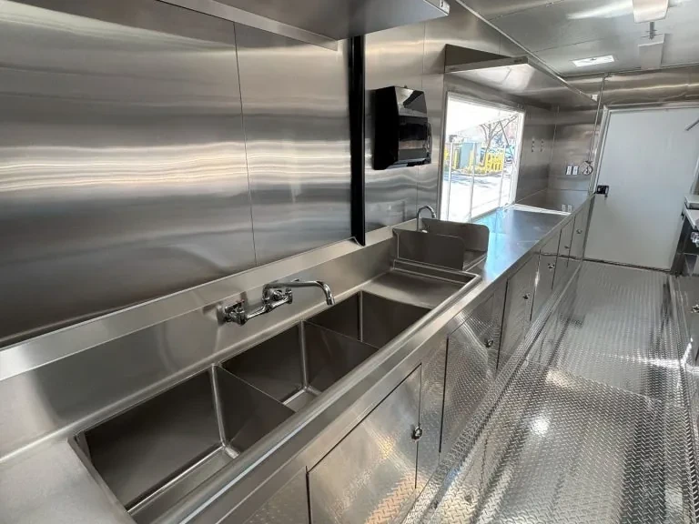 La Casa Del Sazon Inc food trailer wrap, photo 8