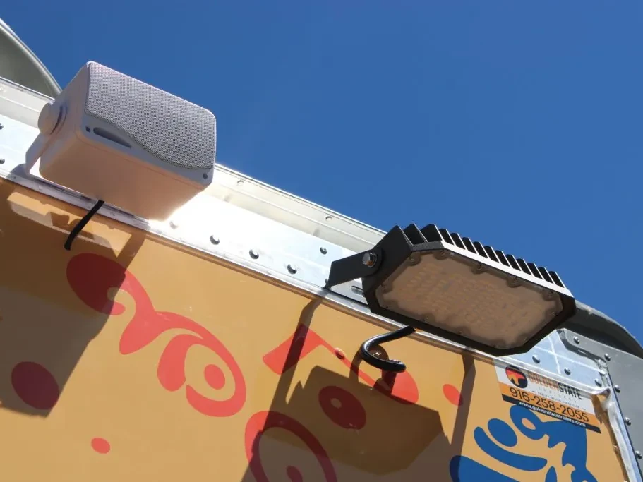 La Cocina Mendoza food trailer wrap, photo 12