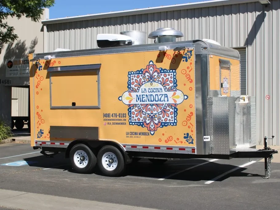 La Cocina Mendoza food trailer wrap, photo 2