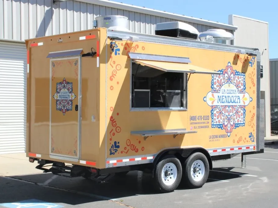La Cocina Mendoza food trailer wrap, photo 8
