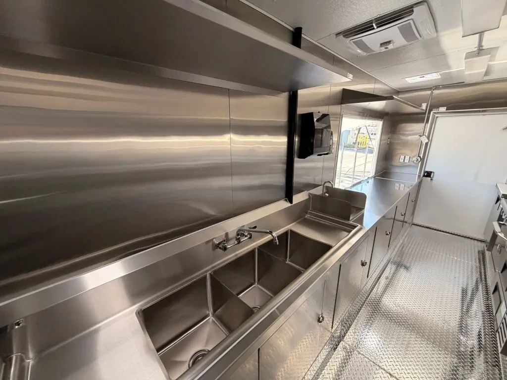 Limitless Kitchen food trailer wrap, photo 8