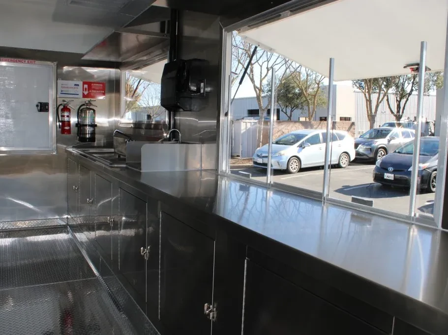 Los Pinches Tacos food trailer wrap, photo 11