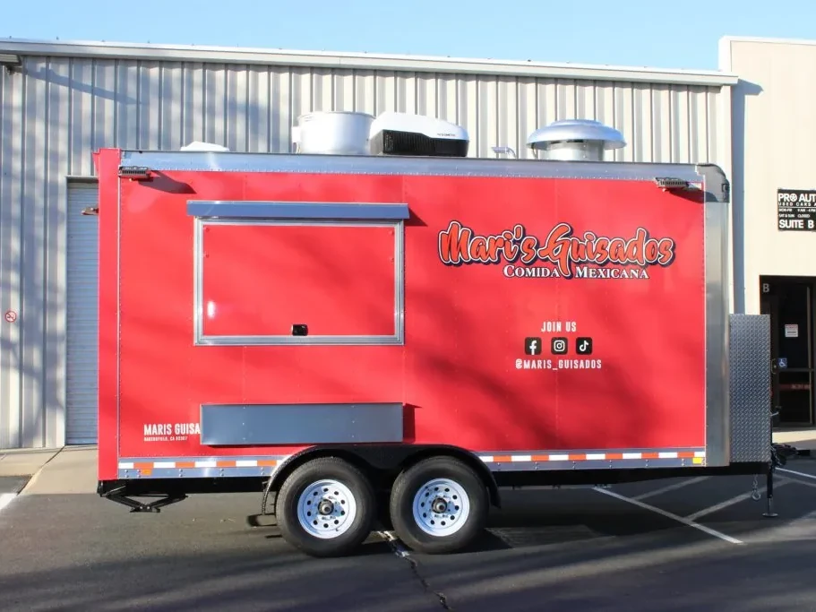 Mari’s Gusados food trailer wrap, photo 3