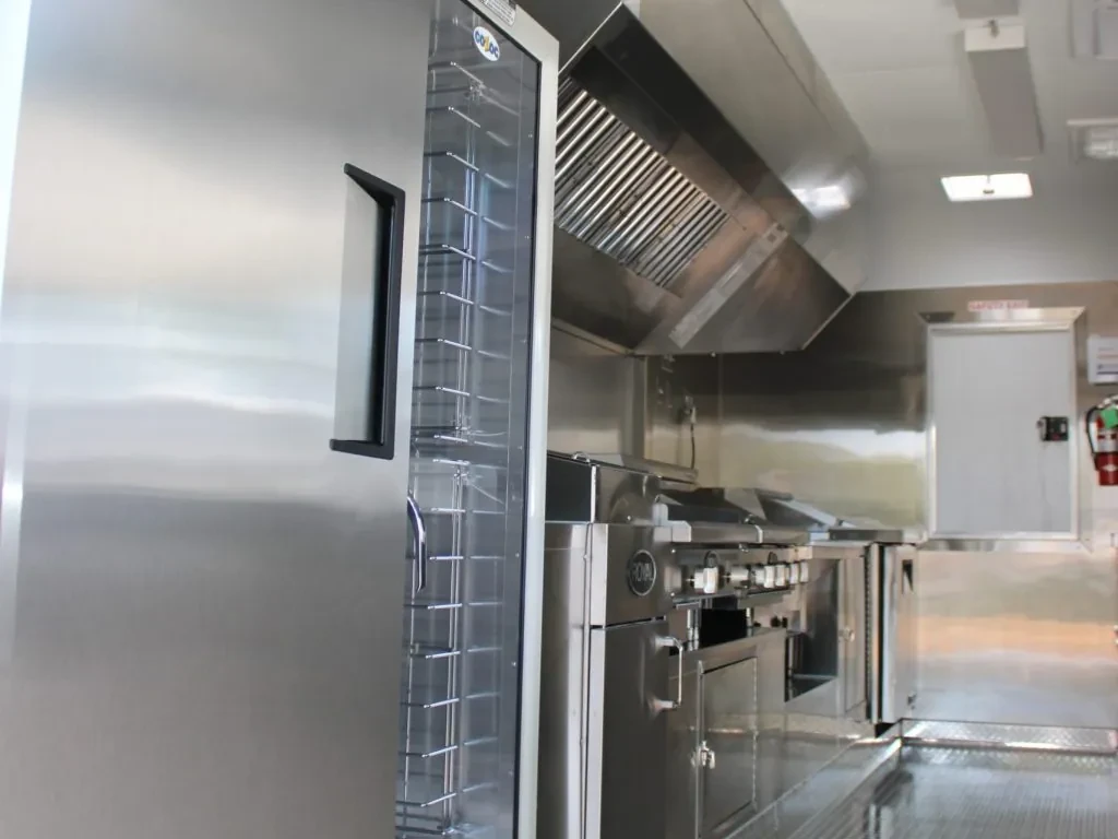 Million Dollar Spot food trailer wrap, photo 9
