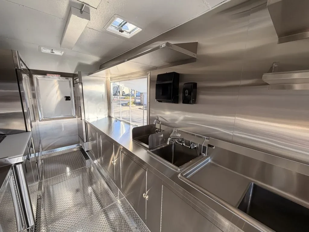 Mr Gyros food trailer wrap, photo 5