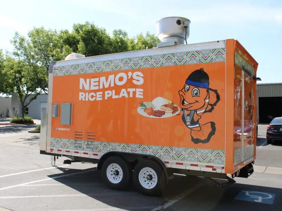 Nemo’s Rice Plate food trailer wrap, photo 2