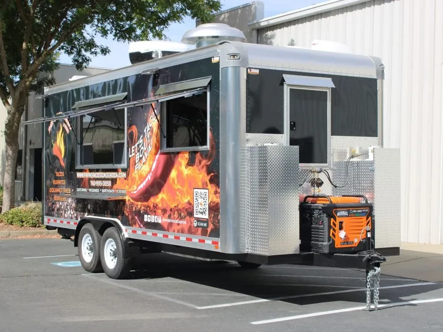 Papa’s Tacos Casero food trailer wrap, photo 10
