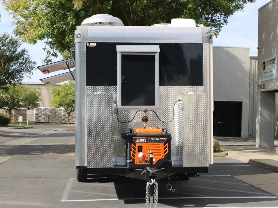 Papa’s Tacos Casero food trailer wrap, photo 11