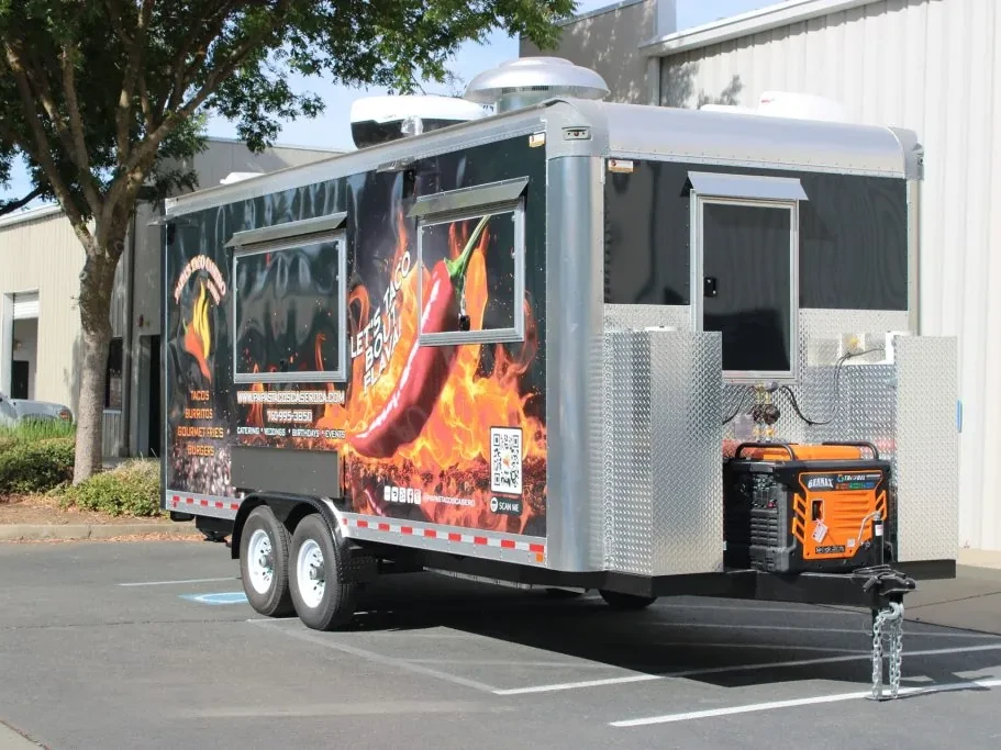 Papa’s Tacos Casero food trailer wrap, photo 2