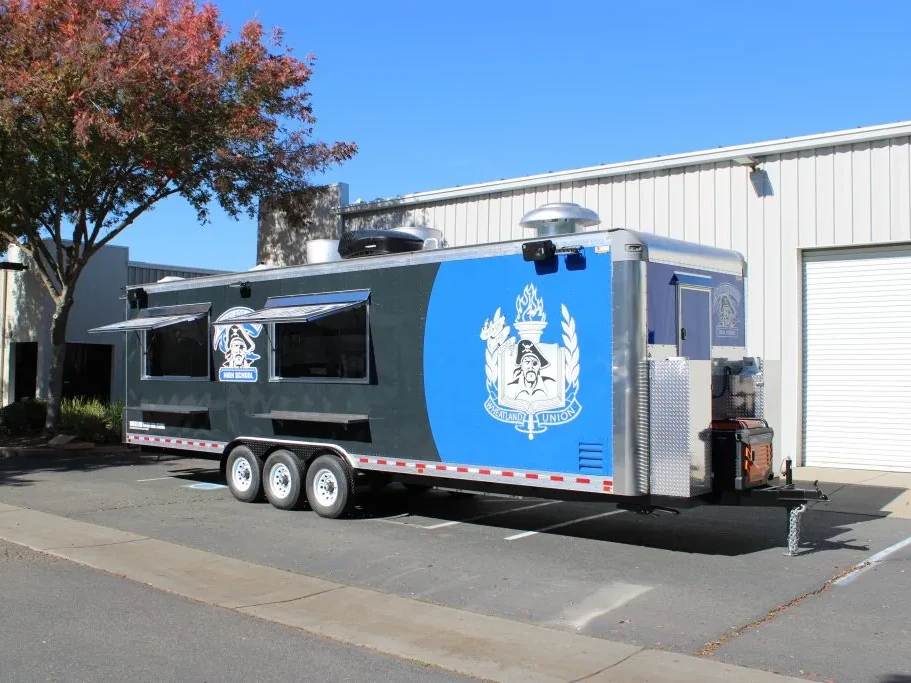 Pirates food trailer wrap, photo 7