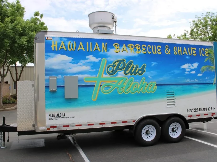 Plus Aloha food trailer wrap, photo 5
