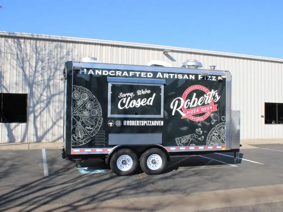 Robert’s Pizza Oven food trailer wrap, photo 5