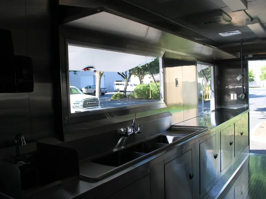 Rolling Hills Casino food trailer wrap, photo 7