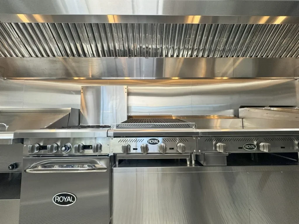 San Joaquin Country Club food trailer wrap, photo 10