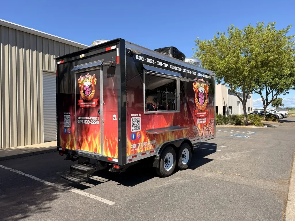 Shorter’s BBQ & Catering food trailer wrap, photo 11