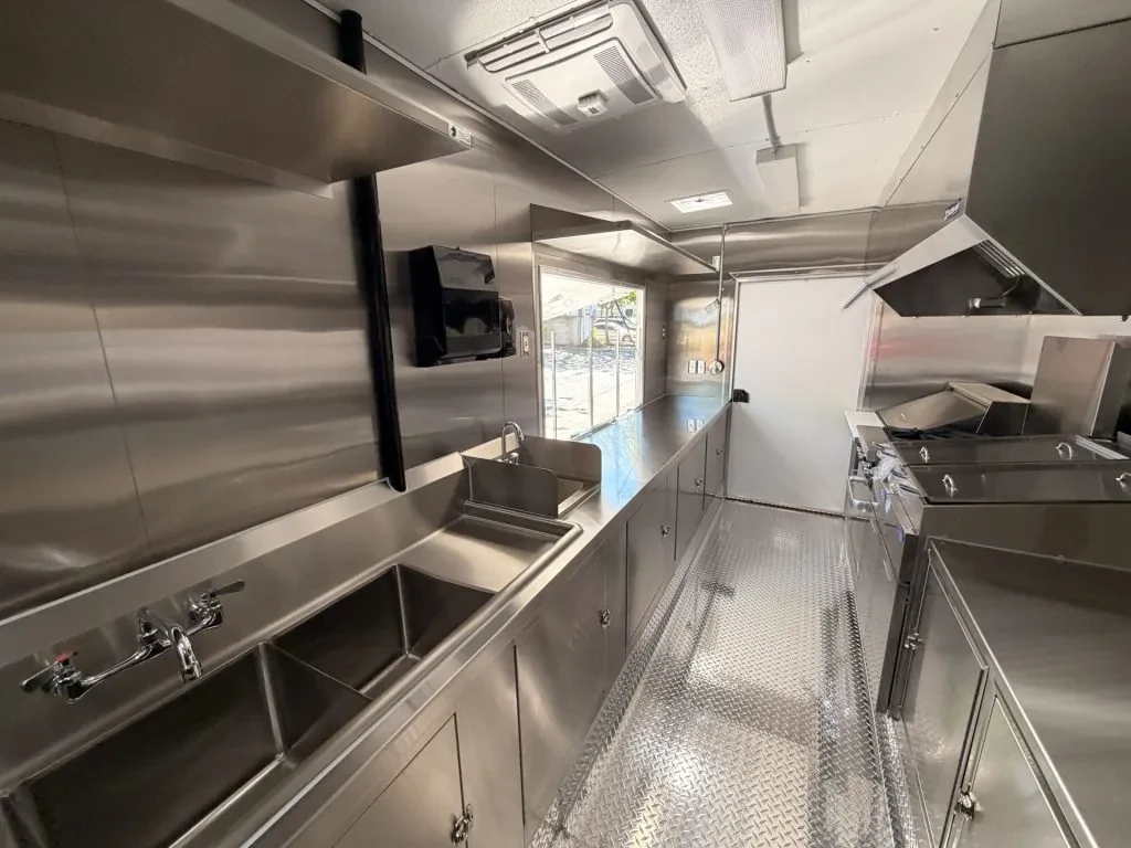 Shorter’s BBQ & Catering food trailer wrap, photo 5