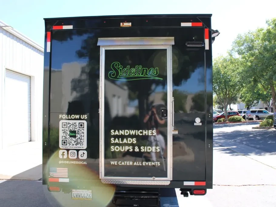 Sidelines food trailer wrap, photo 4