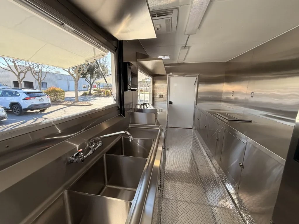 Sip’n on Sunshine food trailer wrap, photo 10