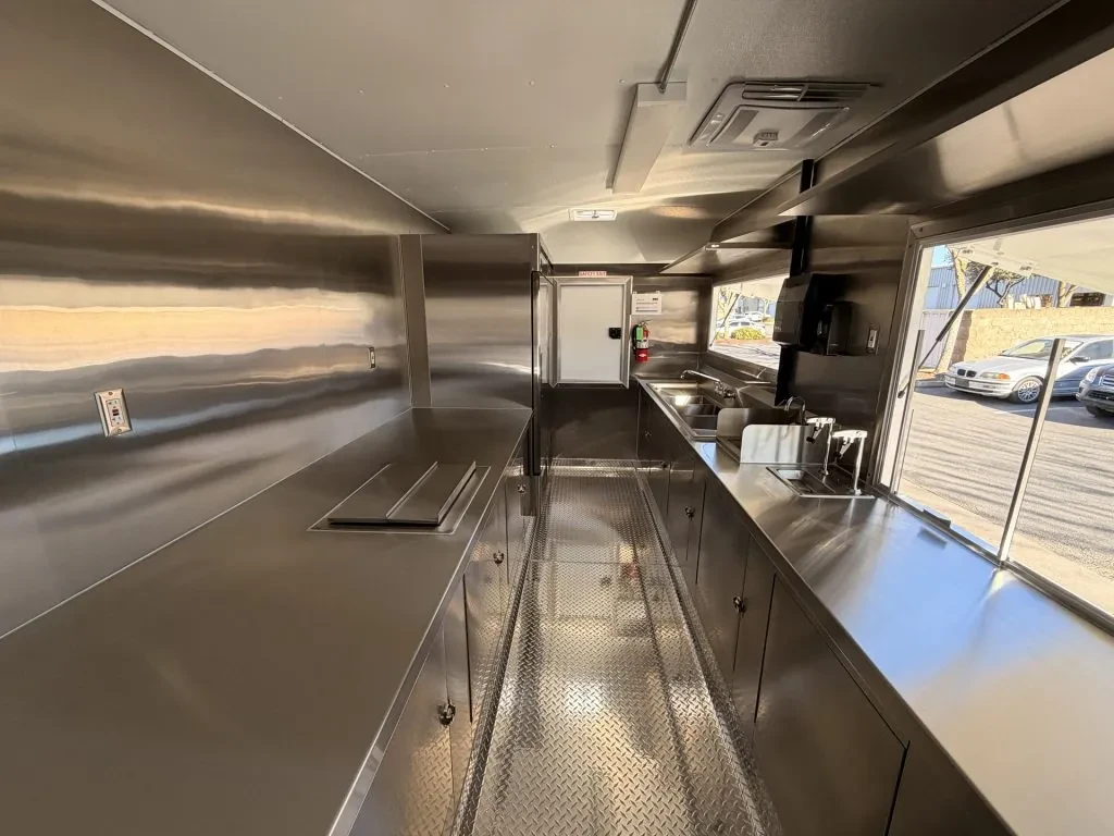 Sip’n on Sunshine food trailer wrap, photo 5